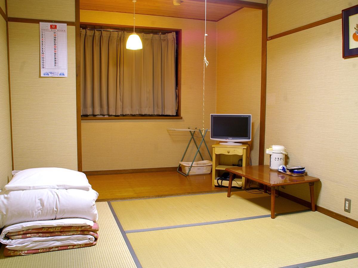 Business Hotel Sakigake Honkan Хімедзі Екстер'єр фото